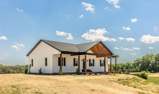 Photo #2 of 9740 Oakville Road, Appomattox, VA 80.2 acres