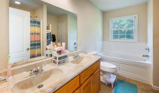Photo #23 of 122 Majestic Circle, Amherst, VA 0.9 acres