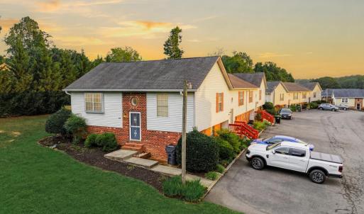 Photo #41 of 801 Goose Meadow Drive, Forest, VA