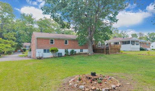 Photo #40 of 405 Oakland Circle, Lynchburg, VA 0.5 acres
