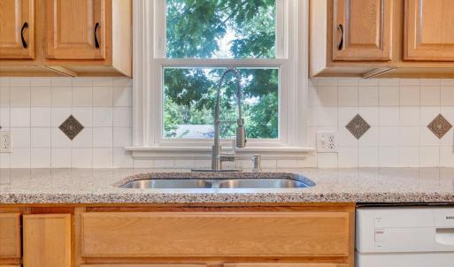 Photo #10 of 405 Oakland Circle, Lynchburg, VA 0.5 acres