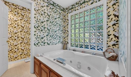 Photo #25 of 24 Queen Regent Court, Blue Ridge, VA 0.5 acres