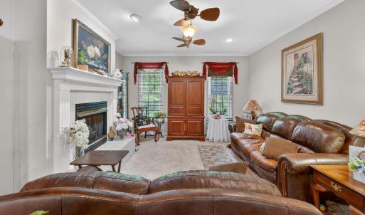 Photo #6 of 24 Queen Regent Court, Blue Ridge, VA 0.5 acres