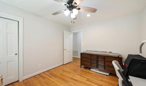 Photo #26 of 3521 Willow Lawn Drive, Lynchburg, VA 0.9 acres