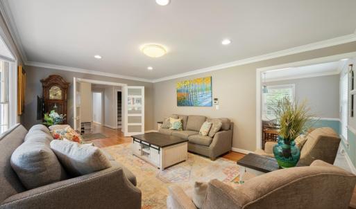 Photo #7 of 3521 Willow Lawn Drive, Lynchburg, VA 0.9 acres