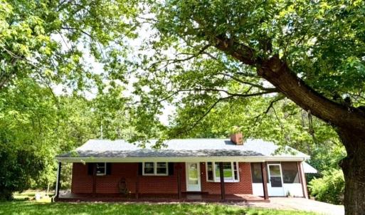 Photo #1 of 158 Woodvue Drive, Madison Heights, VA 1.3 acres