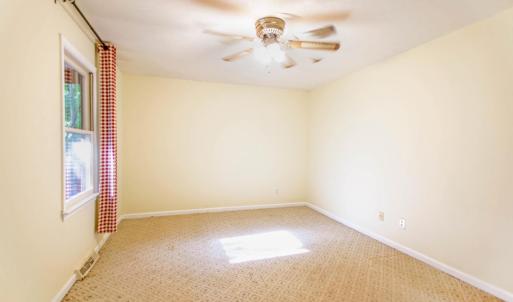 Photo #18 of 369 Juniper Drive, Lynchburg, VA 0.6 acres