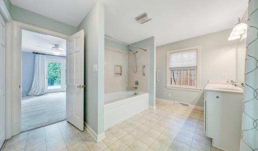 Photo #34 of 3459 Ivylink Place, Lynchburg, VA 0.8 acres
