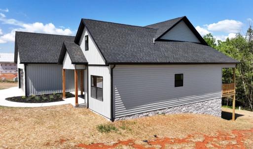 Photo #4 of 9726 LEESVILLE ROAD, Evington, VA 1.5 acres