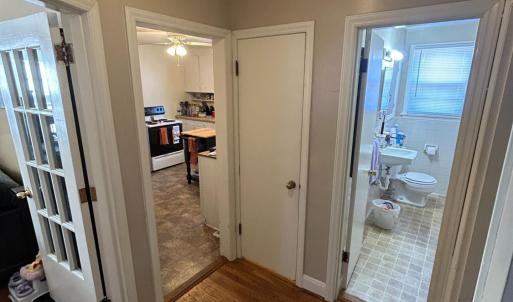 Photo #10 of 1725 Wards Ferry Road, Lynchburg, VA 0.5 acres
