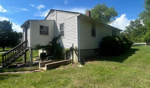 Photo #21 of 1725 Wards Ferry Road, Lynchburg, VA 0.5 acres