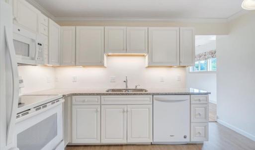 Look at the kitchen in the in-law suite!
