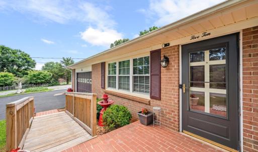 Photo #5 of 510 Little Creek Road, Lynchburg, VA 0.9 acres