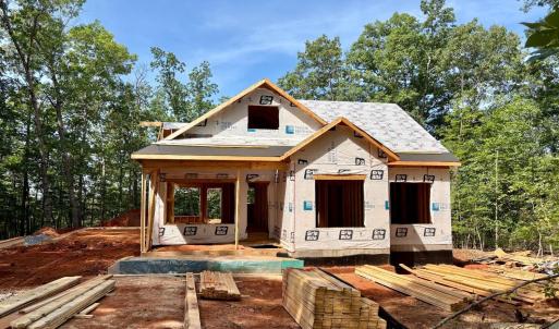 Photo #2 of 1810 AVONDALE Drive, Altavista, VA 0.5 acres
