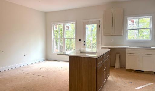 Photo #7 of 1810 AVONDALE Drive, Altavista, VA 0.5 acres