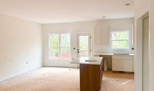 Photo #6 of 1810 AVONDALE Drive, Altavista, VA 0.5 acres