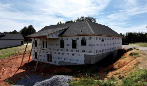Photo #11 of 7 LEESVILLE RD, Evington, VA 1.5 acres