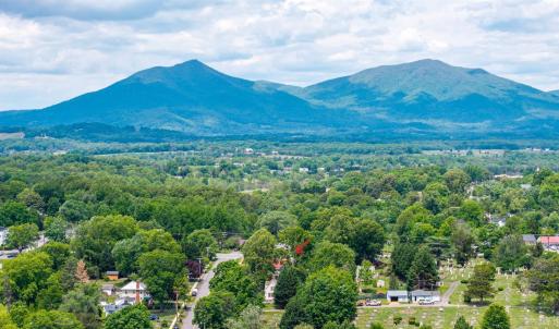 Photo #66 of 1109 Park St, Bedford, VA 0.8 acres
