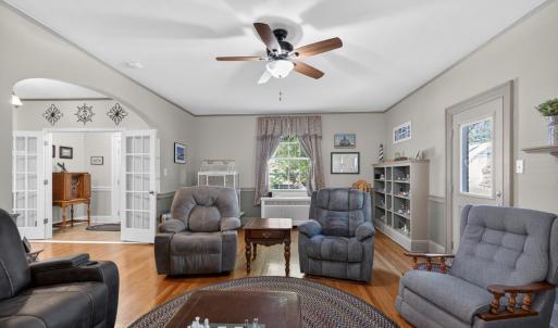 Photo #10 of 1109 Park St, Bedford, VA 0.8 acres