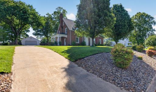 Photo #47 of 1109 Park St, Bedford, VA 0.8 acres