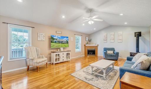 Photo #8 of 1064 Somers Way, Forest, VA 1.0 acres