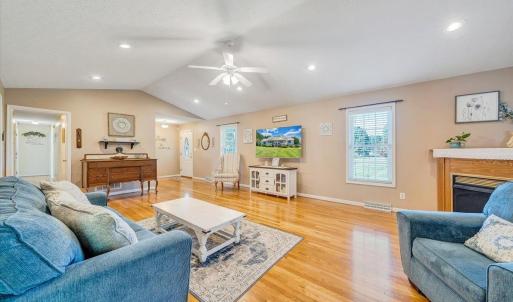 Photo #9 of 1064 Somers Way, Forest, VA 1.0 acres