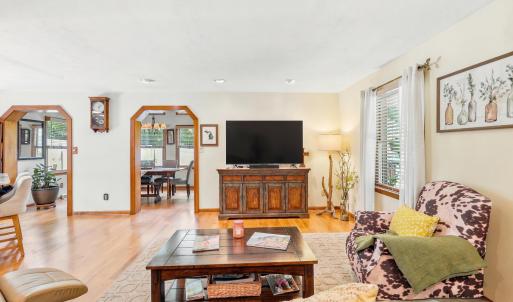 Photo #5 of 237 Dianne Drive, Lynchburg, VA 0.8 acres
