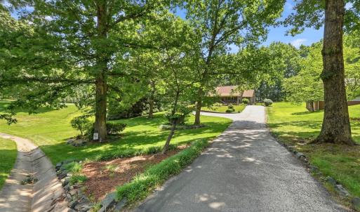 Photo #43 of 237 Dianne Drive, Lynchburg, VA 0.8 acres