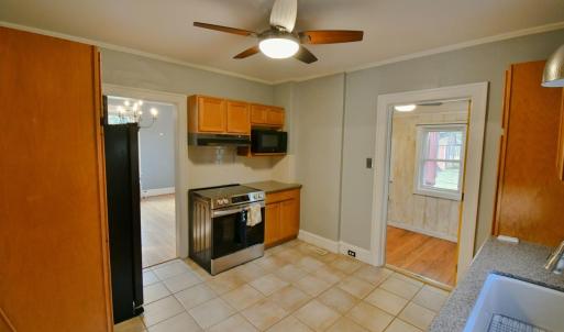 Photo #11 of 1305 Park Street, Bedford, VA 0.5 acres