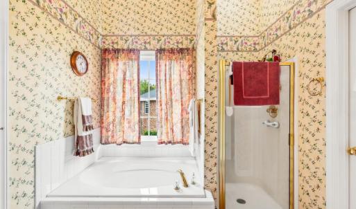 Photo #33 of 1476 Glenbrooke Drive, Lynchburg, VA 0.5 acres