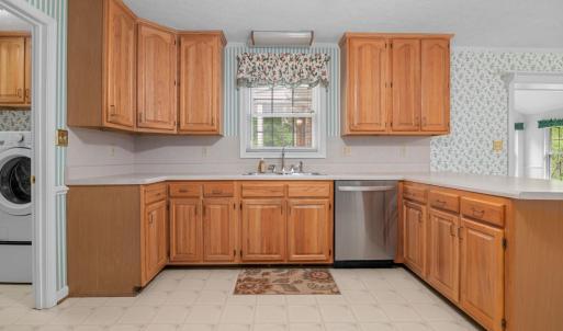 Photo #14 of 53 Woodlake Circle, Altavista, VA 1.4 acres