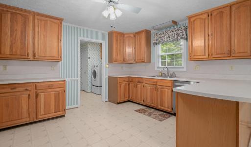 Photo #19 of 53 Woodlake Circle, Altavista, VA 1.4 acres