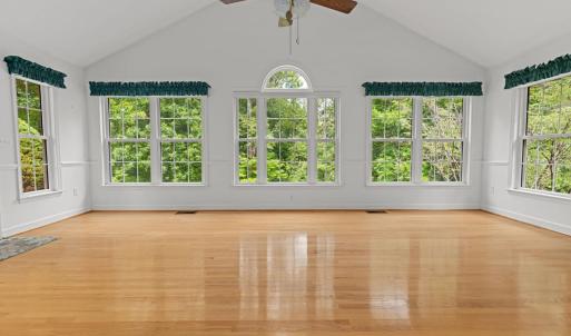 Photo #10 of 53 Woodlake Circle, Altavista, VA 1.4 acres