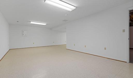 Photo #42 of 53 Woodlake Circle, Altavista, VA 1.4 acres
