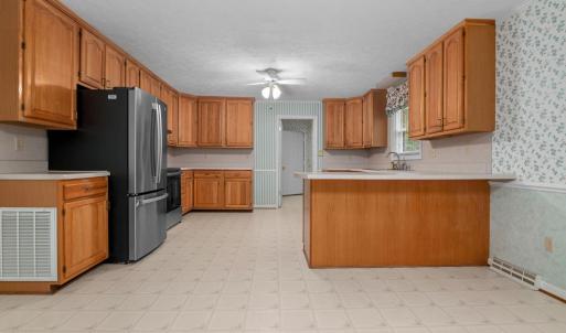 Photo #20 of 53 Woodlake Circle, Altavista, VA 1.4 acres