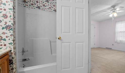 Photo #31 of 53 Woodlake Circle, Altavista, VA 1.4 acres