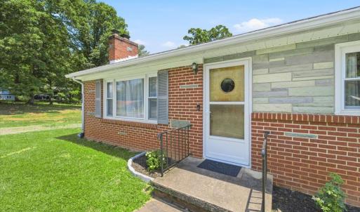 Photo #2 of 104 Windsong Drive, Lynch Station, VA 0.7 acres