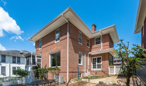Photo #2 of 240 Warwick Lane, Lynchburg, VA 0.2 acres