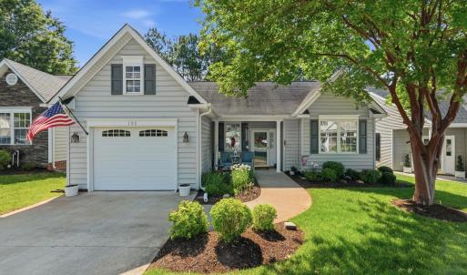Photo #2 of 105 Legacy Oaks Place, Lynchburg, VA 0.1 acres