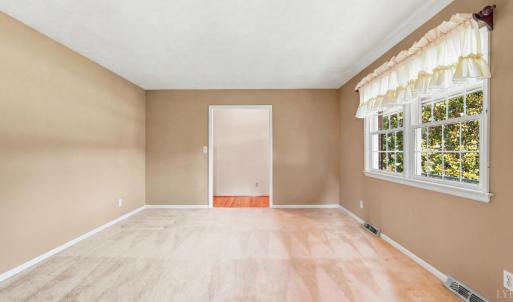 Photo #5 of 324 Charldon Road, Lynchburg, VA 1.3 acres