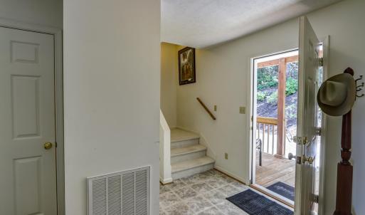 Photo #10 of 585 Cresthill Road, Lynchburg, VA 6.1 acres