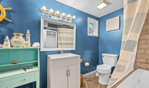 Downstairs full bath