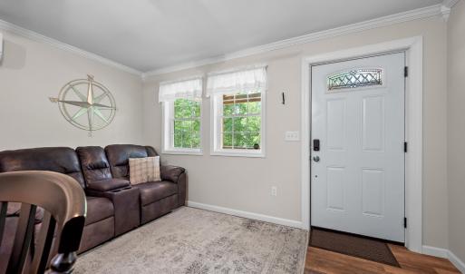 Photo #11 of 11767 James River Road, Shipman, VA 1.3 acres