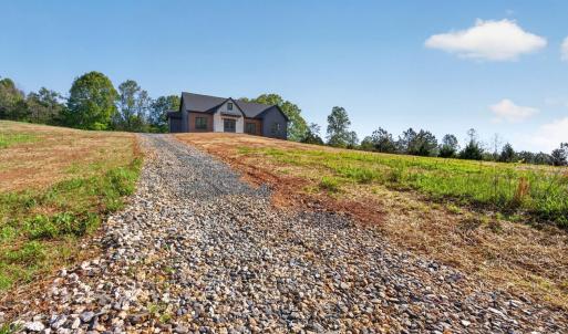 Photo #32 of 9041 Stonewall Road, Appomattox, VA 2.2 acres