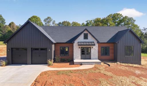 Photo #1 of 9041 Stonewall Road, Appomattox, VA 2.2 acres