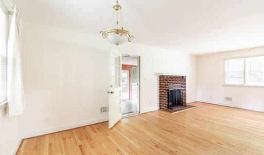 Photo #8 of 1216 Cedar Hill Drive, Lynchburg, VA 0.5 acres