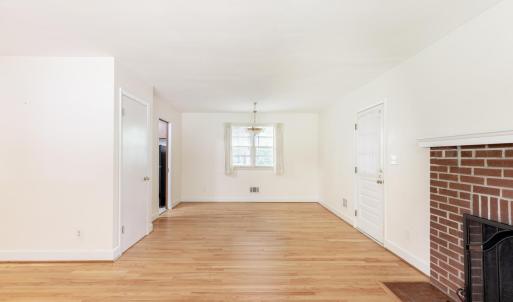 Photo #5 of 1216 Cedar Hill Drive, Lynchburg, VA 0.5 acres