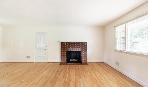 Photo #4 of 1216 Cedar Hill Drive, Lynchburg, VA 0.5 acres