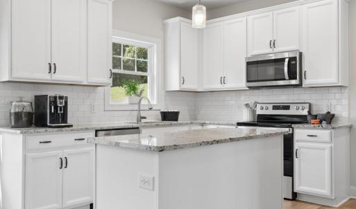 Photo #7 of 1070 Wild Fox Court, Lynchburg, VA 0.4 acres