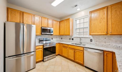 Photo #9 of 206 Paulette Circle, Lynchburg, VA 0.2 acres